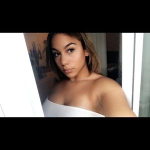 Meet your Posher, Gyonna